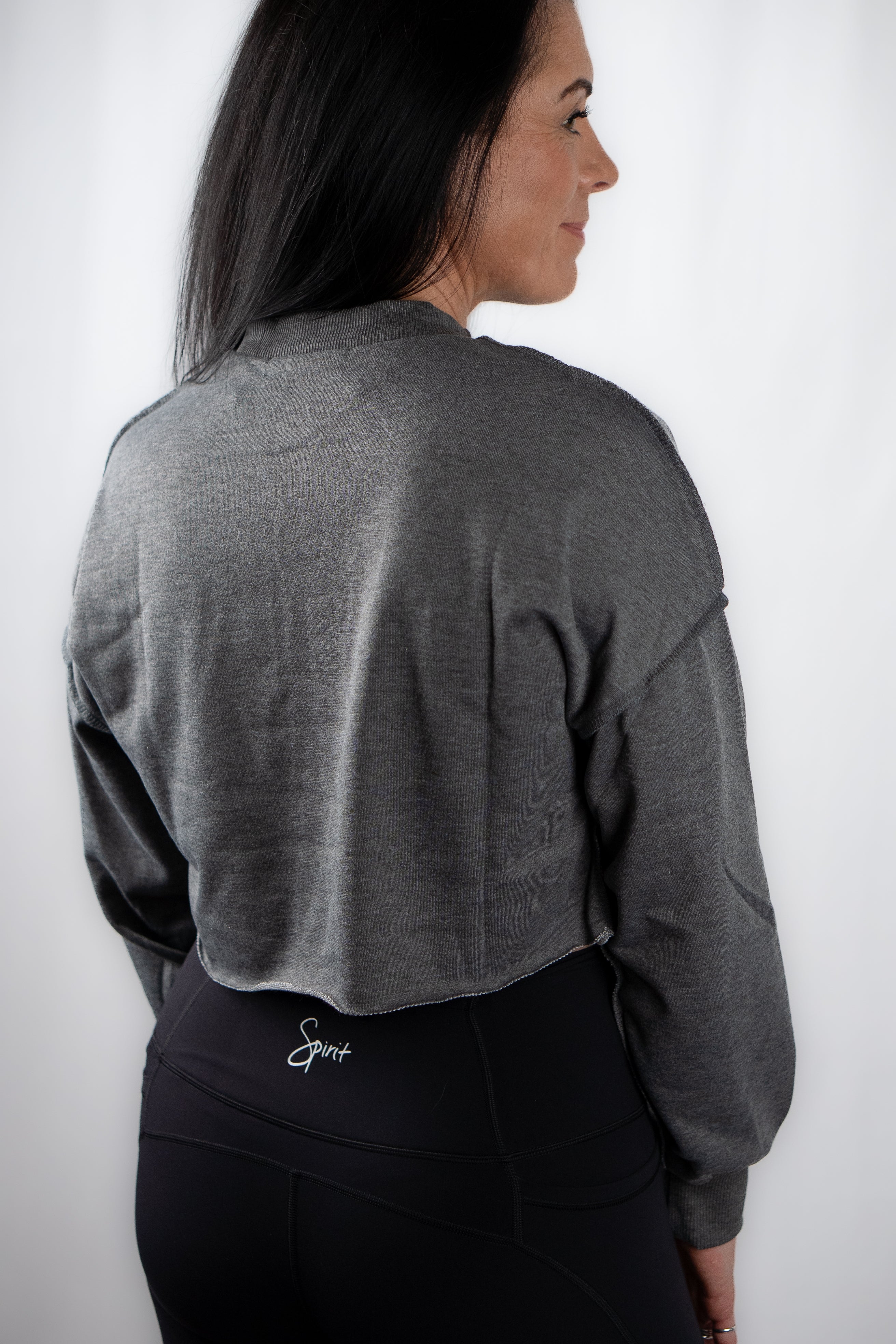 AUTUMN COLLECTION: Cropped Sweatshirt