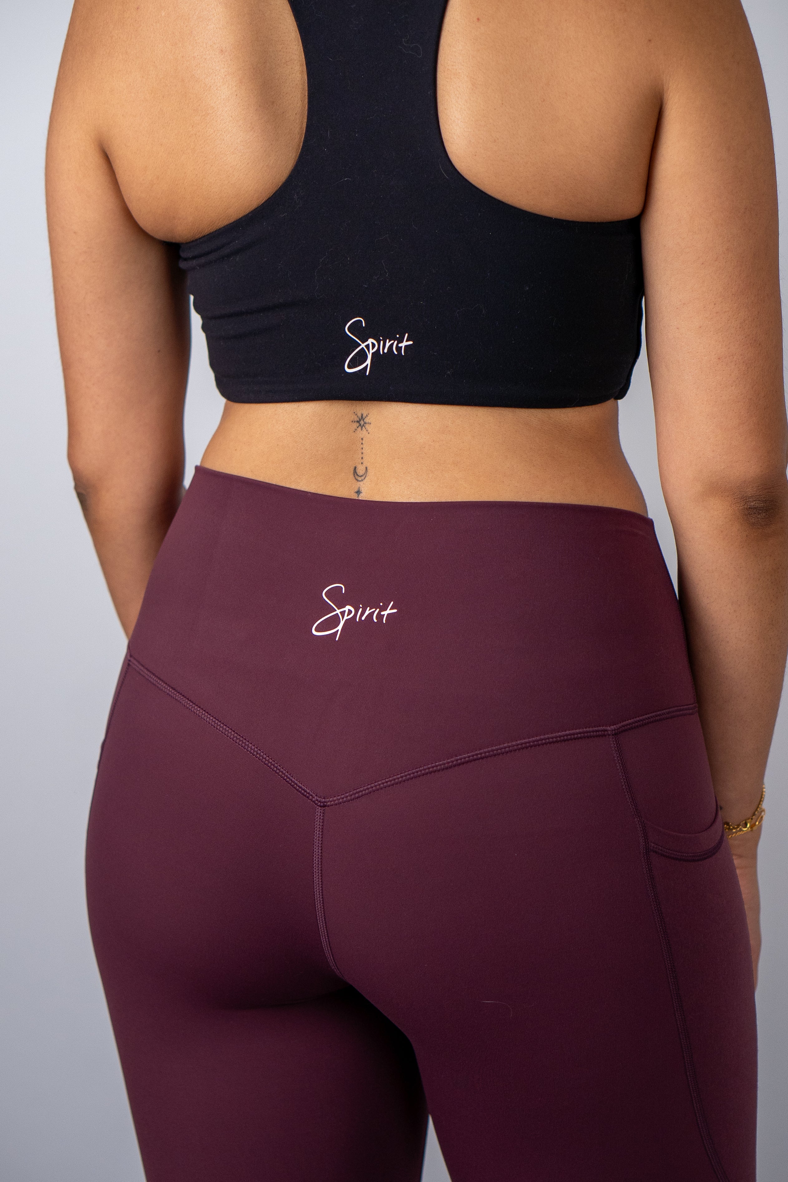 BESTSELLER: High Waisted Super Soft Leggings with Pockets